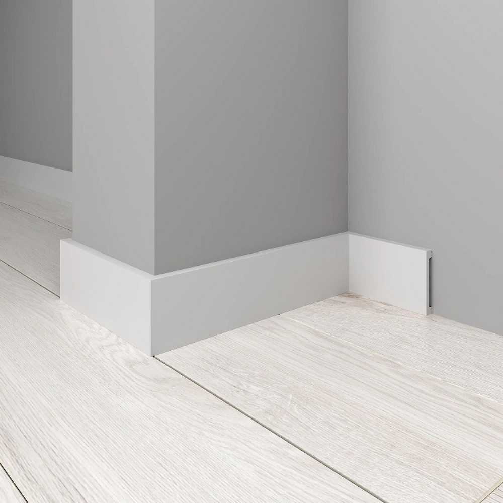 Фото  Плинтус напольный, влагостойкий Decor Dizayn 708-115 (80*13*2400)