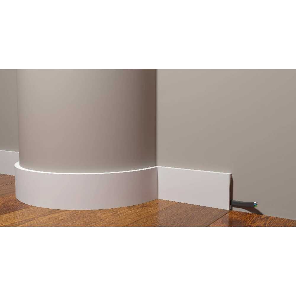 Фото Плинтус гибкий Decor Dizayn DD708-E под покраску, белый (80*13*2000)