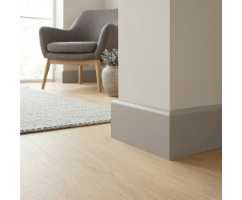 Плинтус QUART вспененный ПВХ QUART, Светло-серый 7040 (80*26.5*2200)