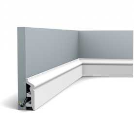 Плинтус широкий, под покраску Orac decor из дюрополимера SX122 (79*22*2000) Плинтус широкий, под покраску Orac decor из дюрополимера SX122 (79*22*2000)